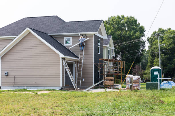 Storm Damage Siding Repair in South Highpoint, FL